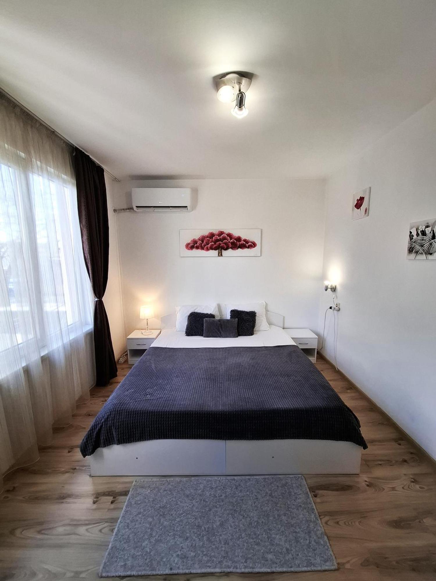 3 Rooms Apartment, Top Center, 1St Floor, Aubg, Free Parking, Pc I5 Ssd, 3 Led Tvs 200 Channels, Wifi, Terrace, Easy-Late Check-In, Stay Before Greece Blagoewgrad Exterior foto